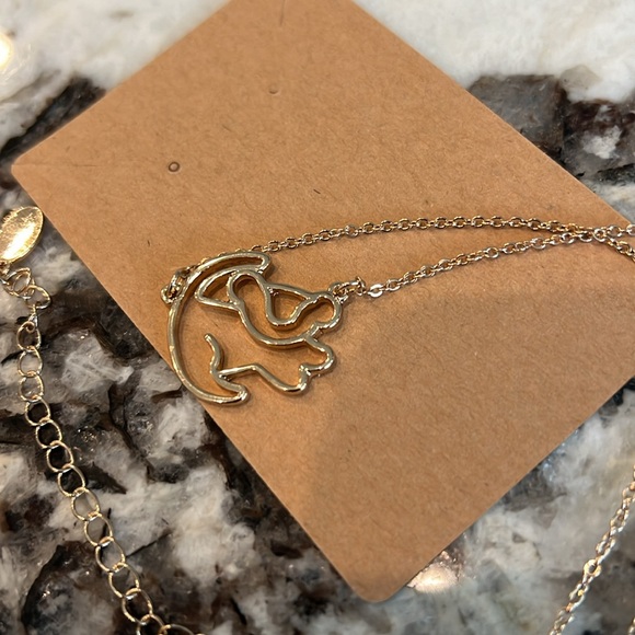 Disney Lion King Necklace - Picture 2 of 3